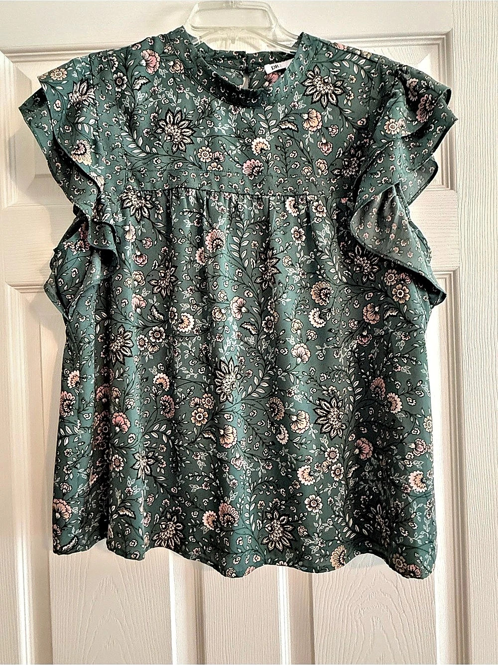 DR2 by Daniel Rainn Floral Print Flutter Sleeve Blouse Green & Pink XL